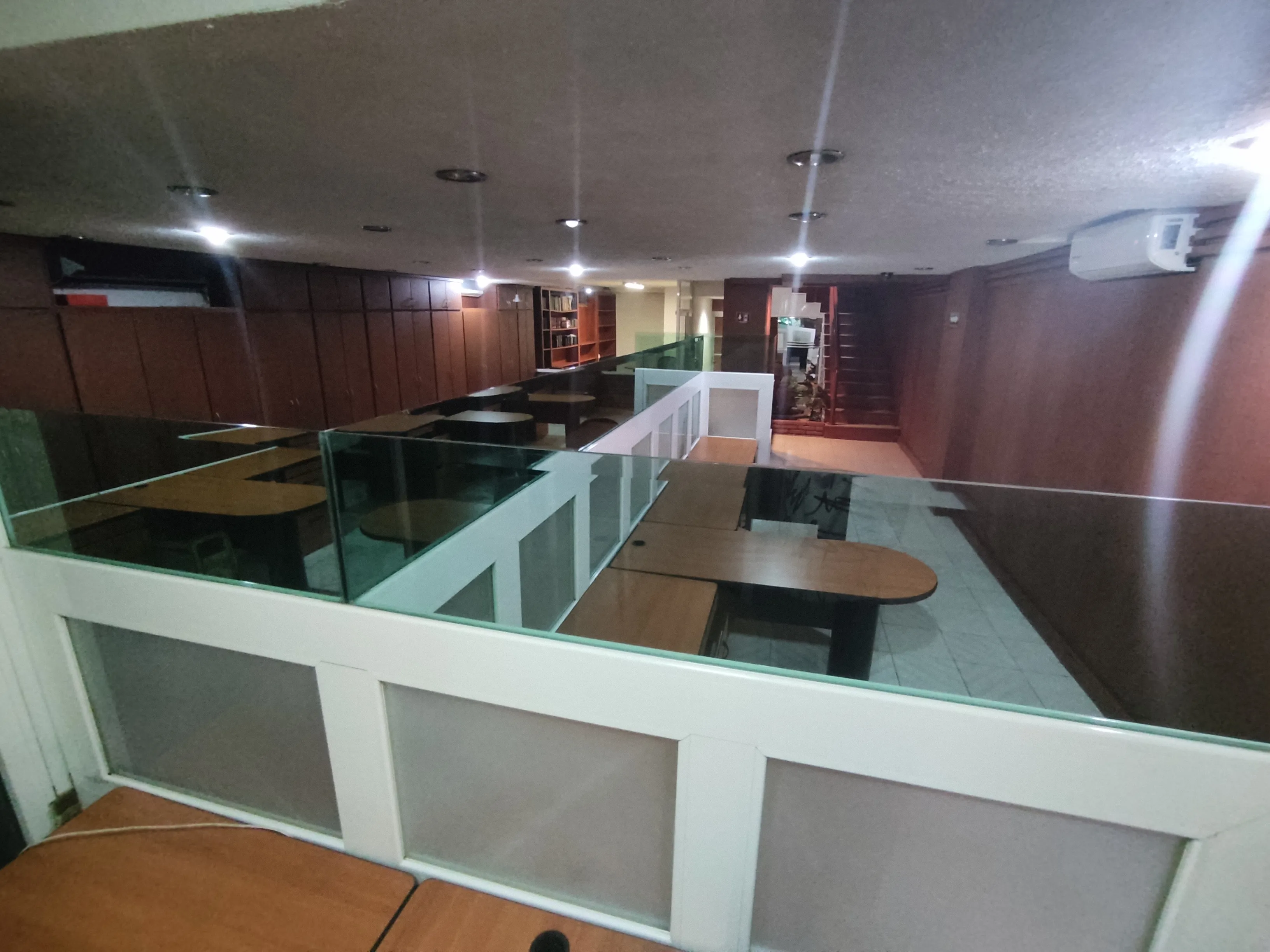 Dedicated Desk — foto 11